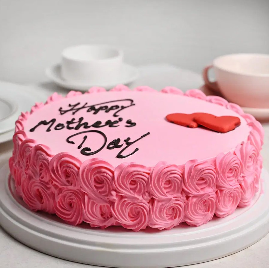 Berry-licious-Mothers-Day-Vanilla-Cake-2.jpg