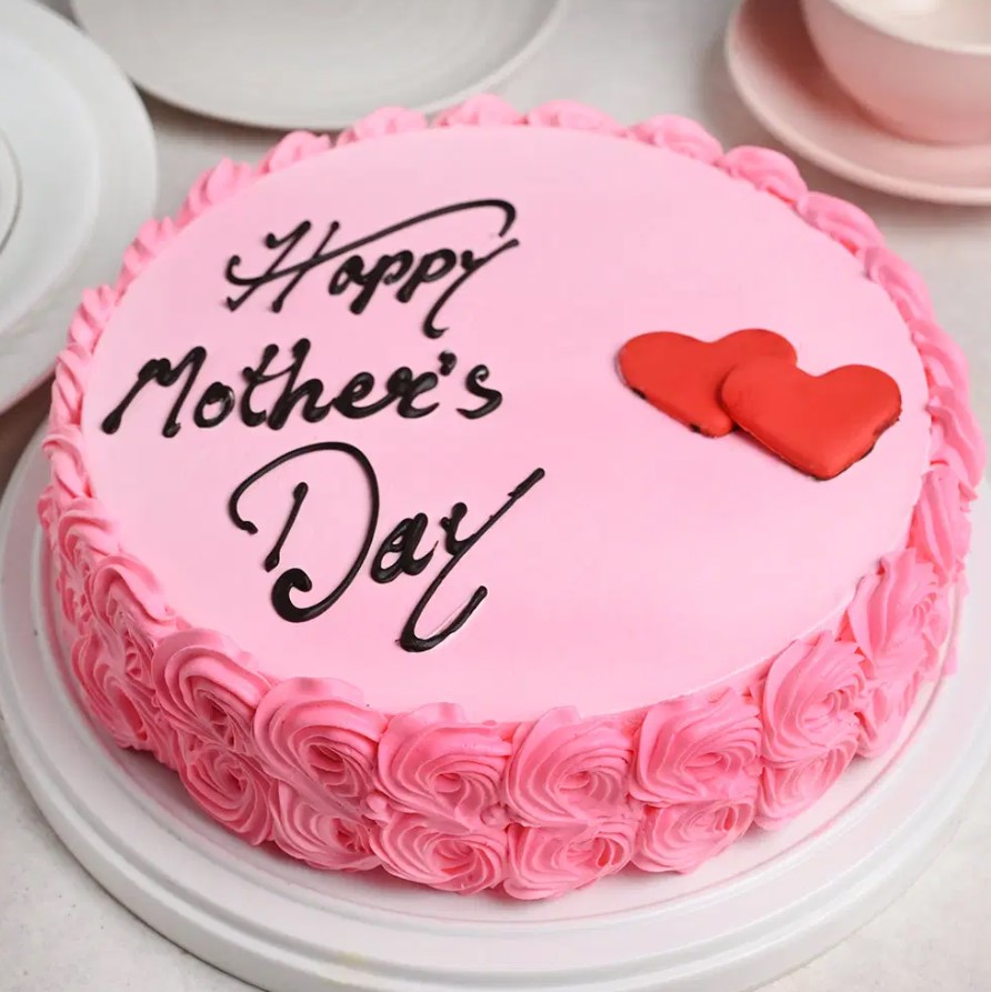 Berry-licious-Mothers-Day-Vanilla-Cake.jpg