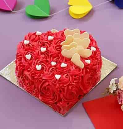Designer-Hearts-Cake-1.jpg