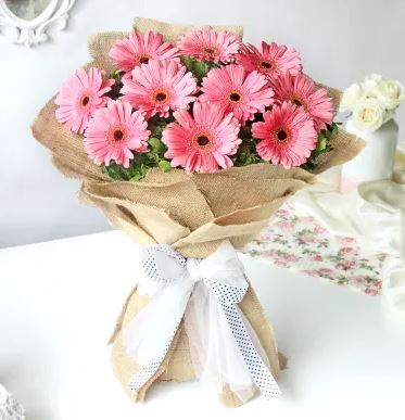 Gerberas-in-Jute.jpg