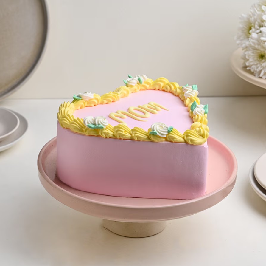 Moms-Sweet-Pink-Heart-Affection-Cake-1.jpg