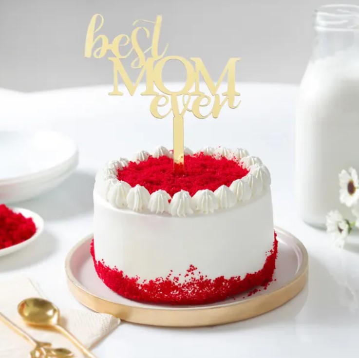 Moms-Velvet-Bliss-Cake-1.jpg