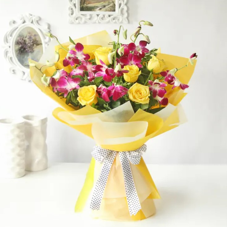 Orchid-and-Rose-Fusion-Bouquet.jpg