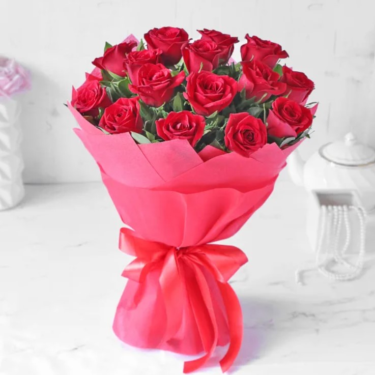 Scarlet-Passion-Bouquet-1.jpg