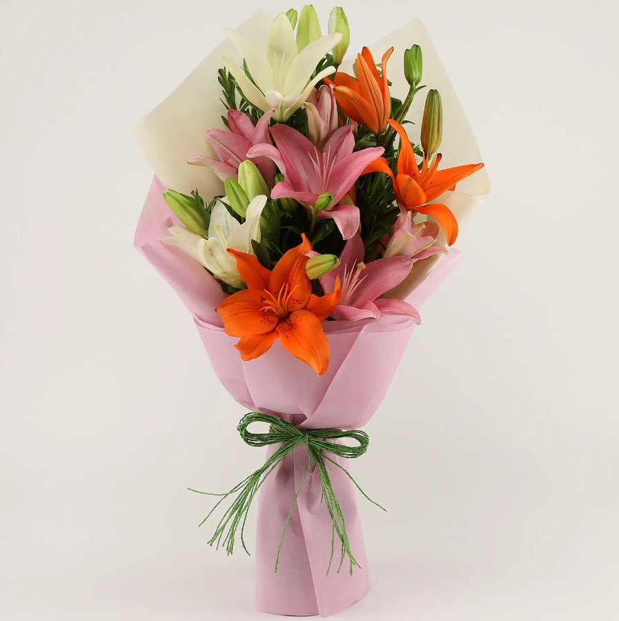 Vibrant-Asiatic-Lily-Bouquet-1.jpg
