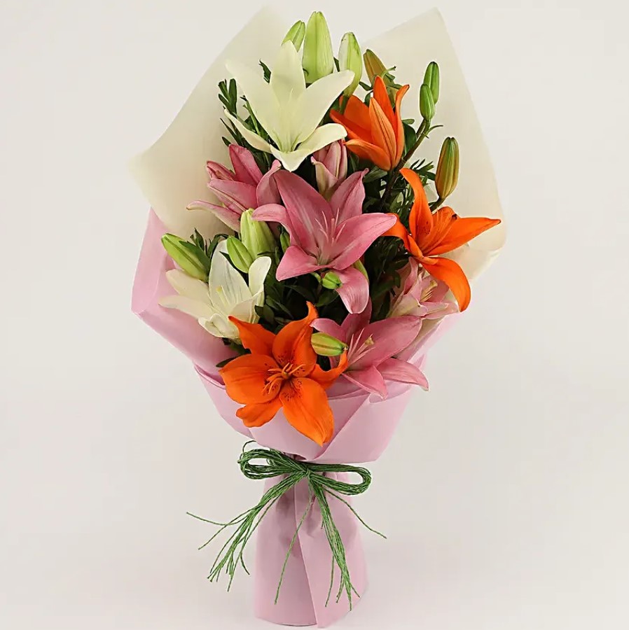 Vibrant-Asiatic-Lily-Bouquet-3.jpg