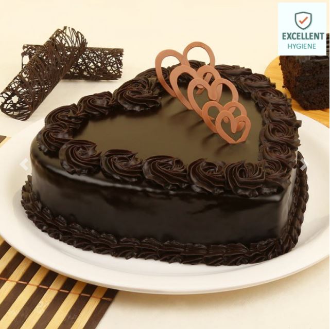 choco-smooth-heart-cake.jpg
