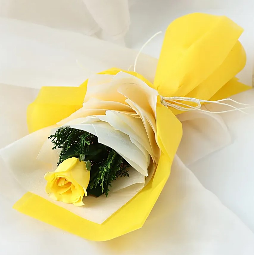 Single Sunshine Yellow Rose